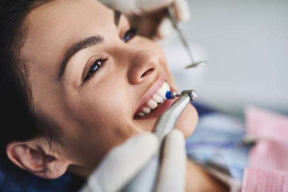 Limpieza dental, limpieza bucal, Clínica dental Dentalhábilis